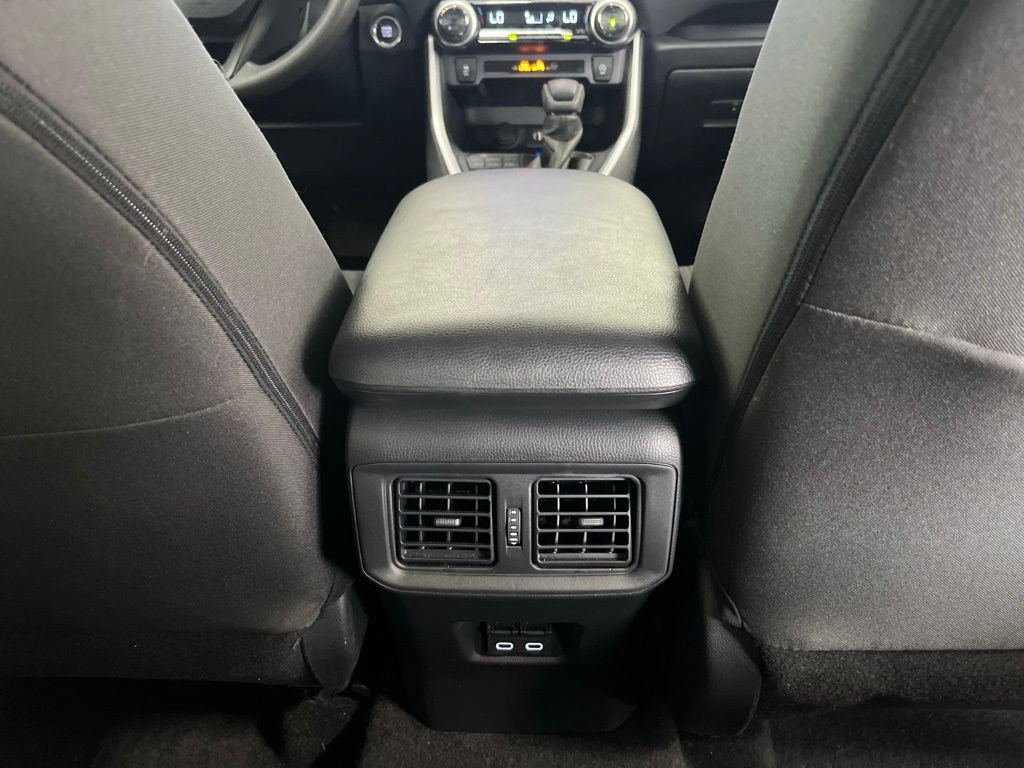 Used 2024 Toyota RAV4 XLE AWD/4WD image 23