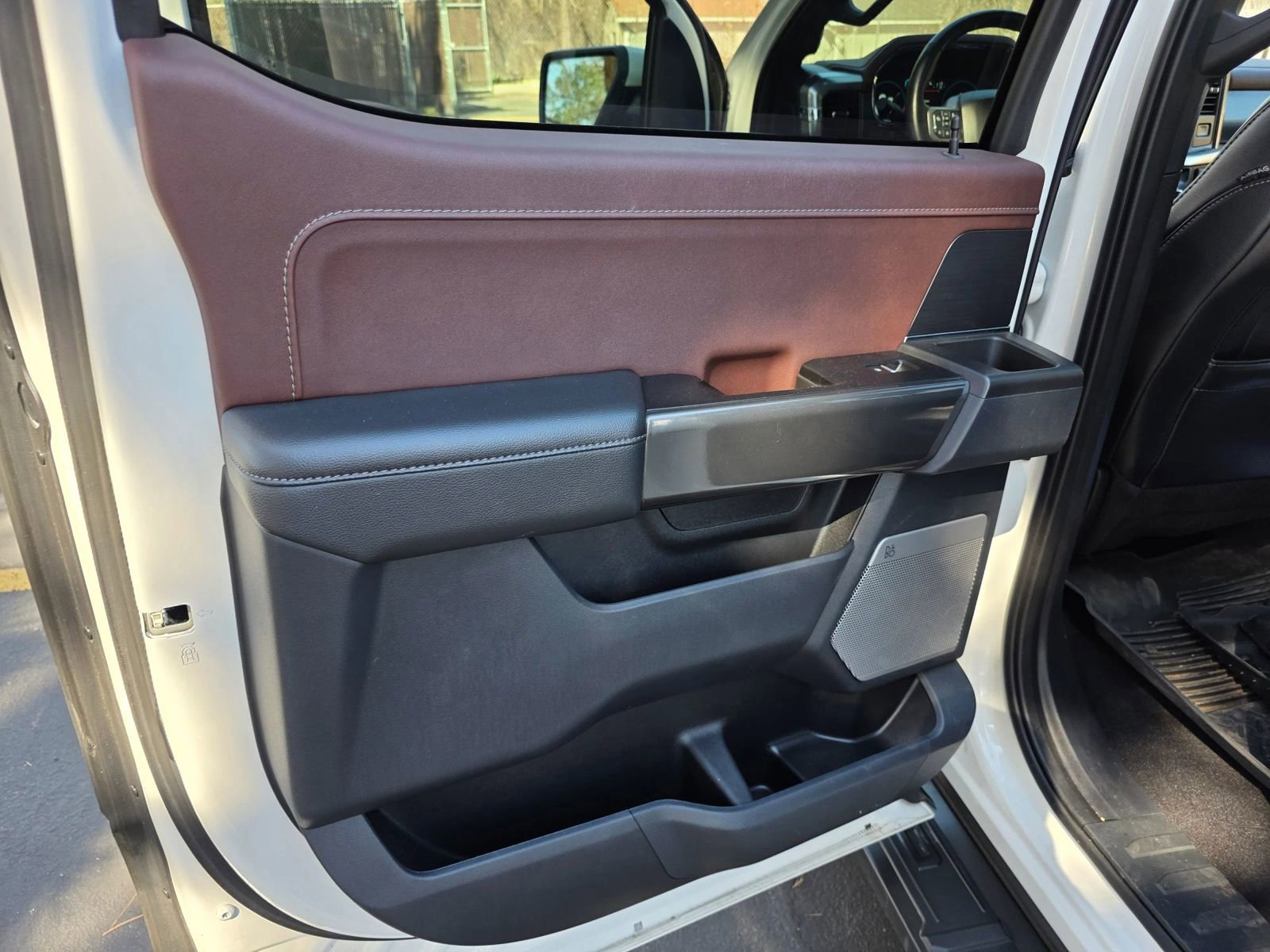 Used 2023 Ford F150 Lariat w/ Equipment Group 502A High image 37