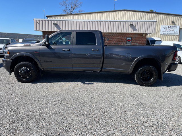 Used 2020 RAM 3500 Laramie image 12