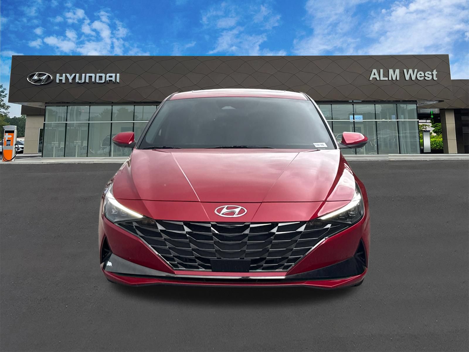 Used 2023 Hyundai Elantra Limited FWD image 2