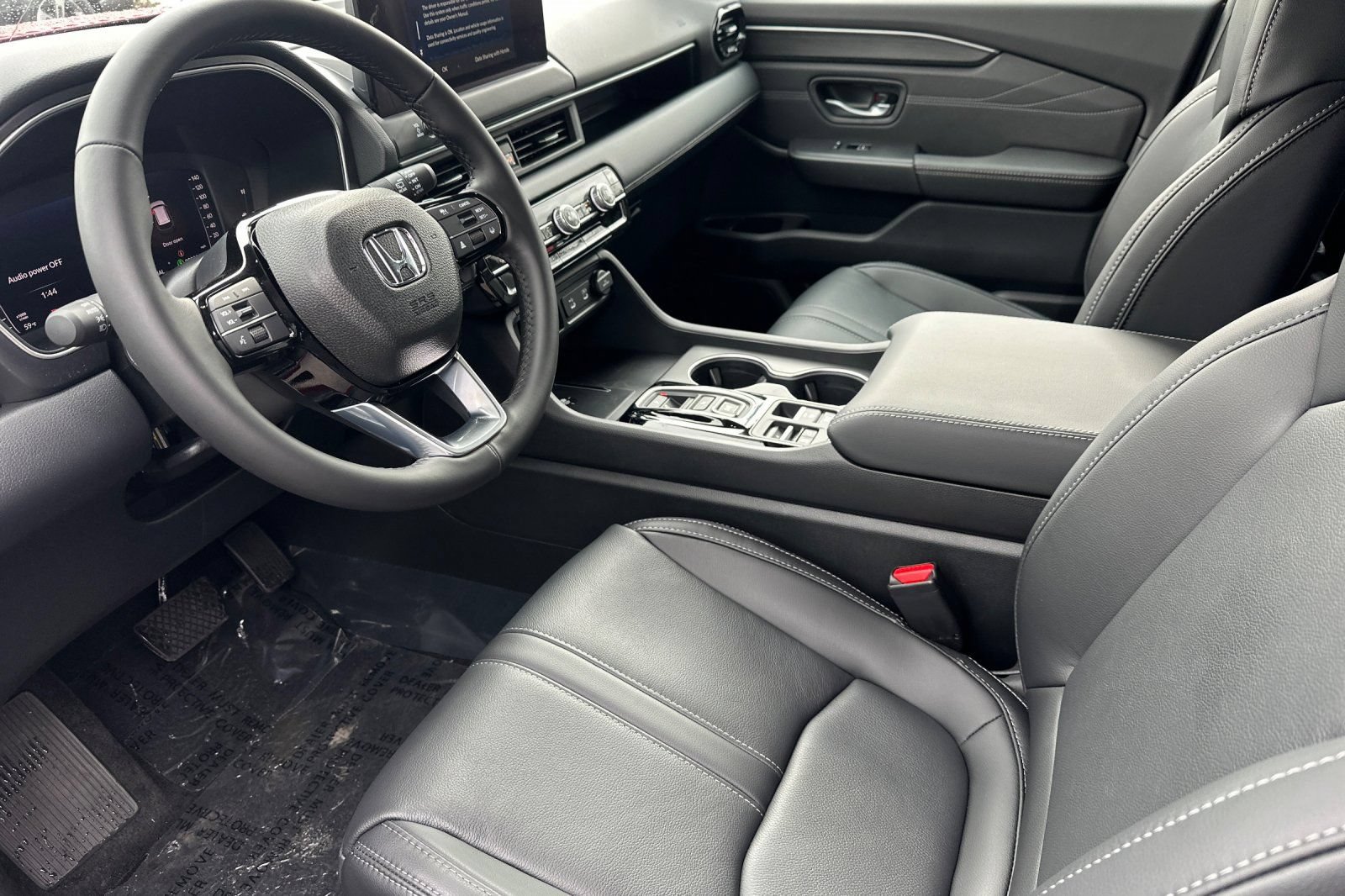 New 2026 Honda Pilot Touring image 9
