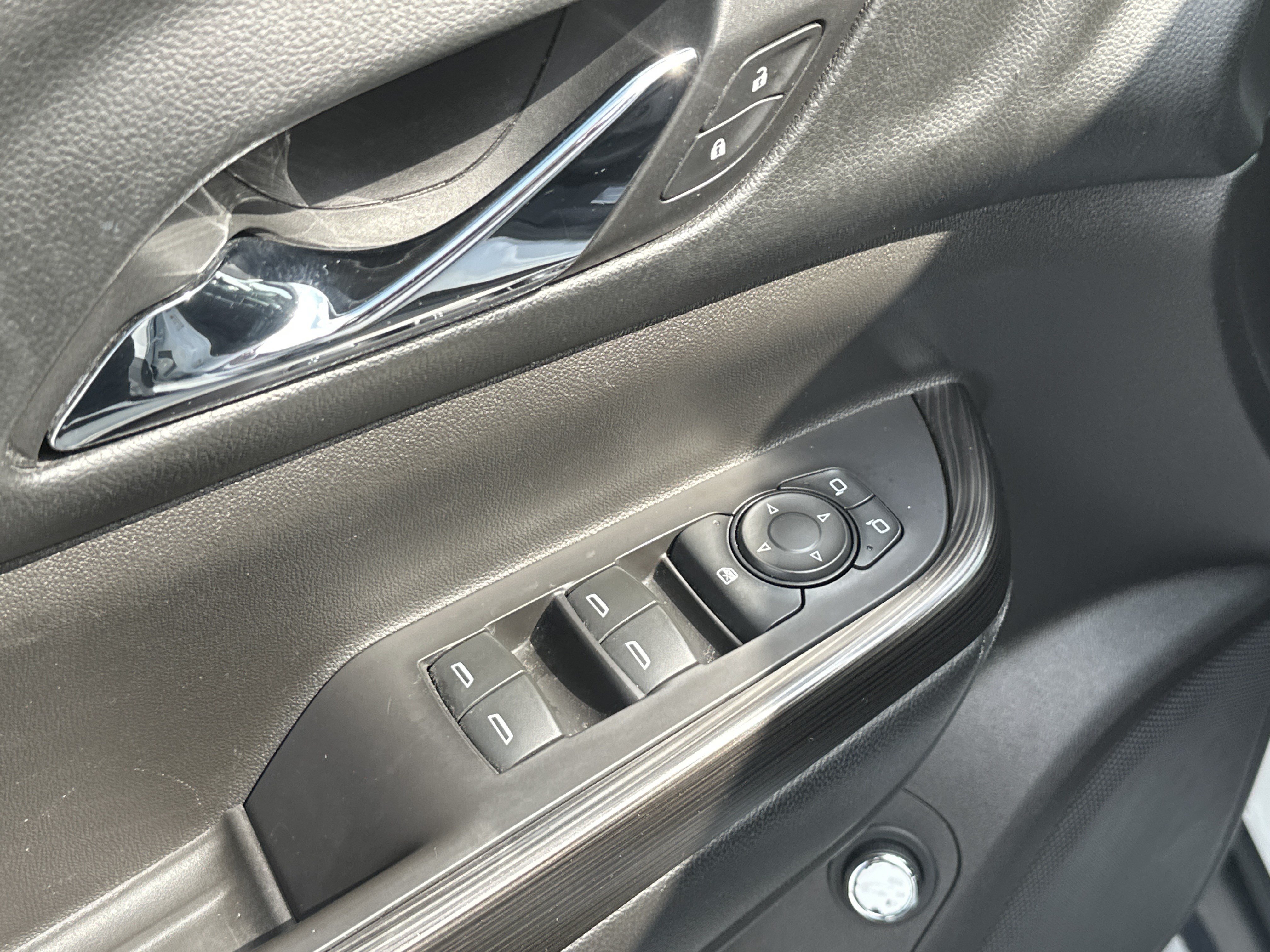 Used 2018 GMC Acadia SLT FWD image 15