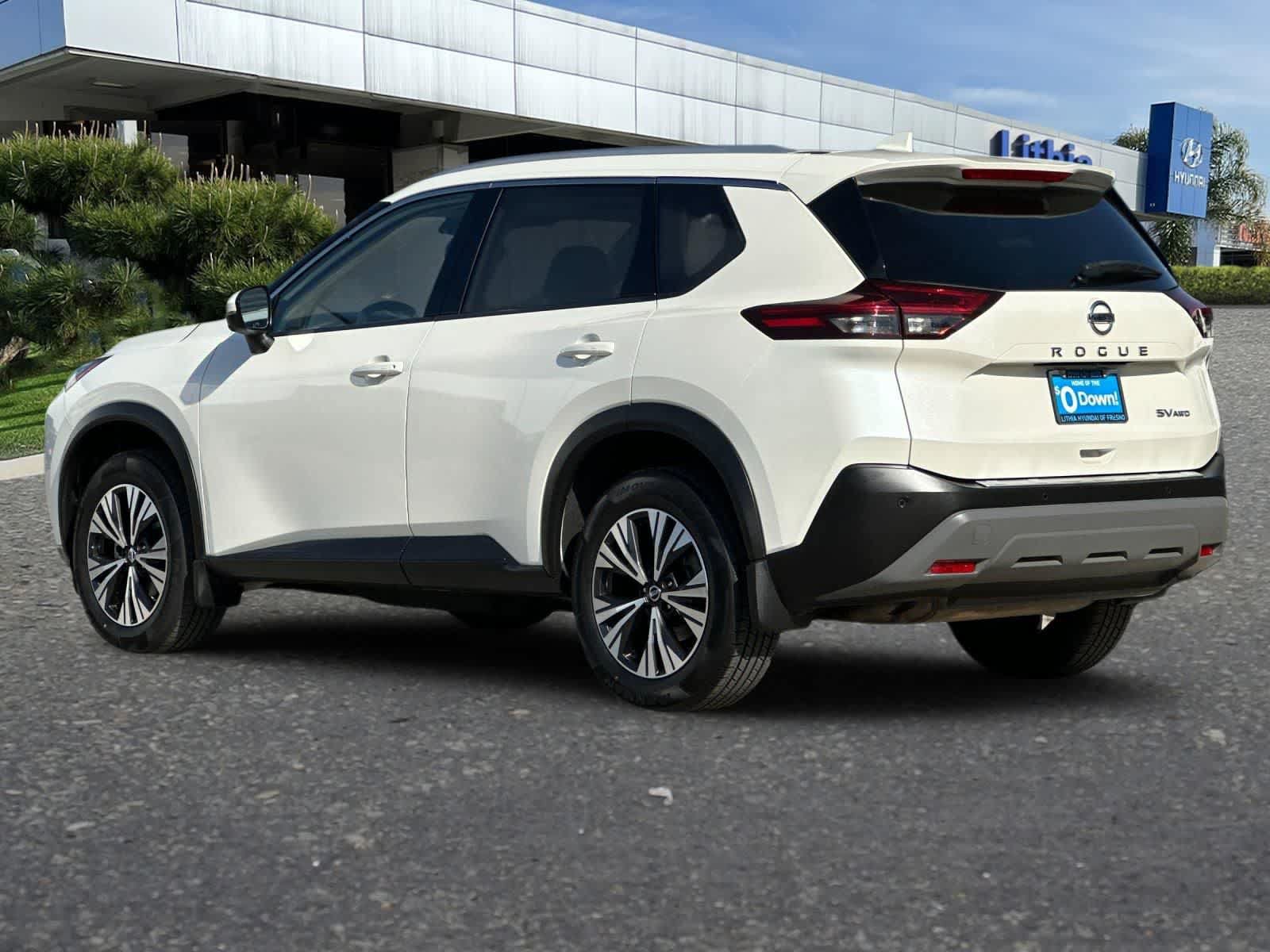 Used 2021 Nissan Rogue SV w/ Premium Package AWD/4WD image 7