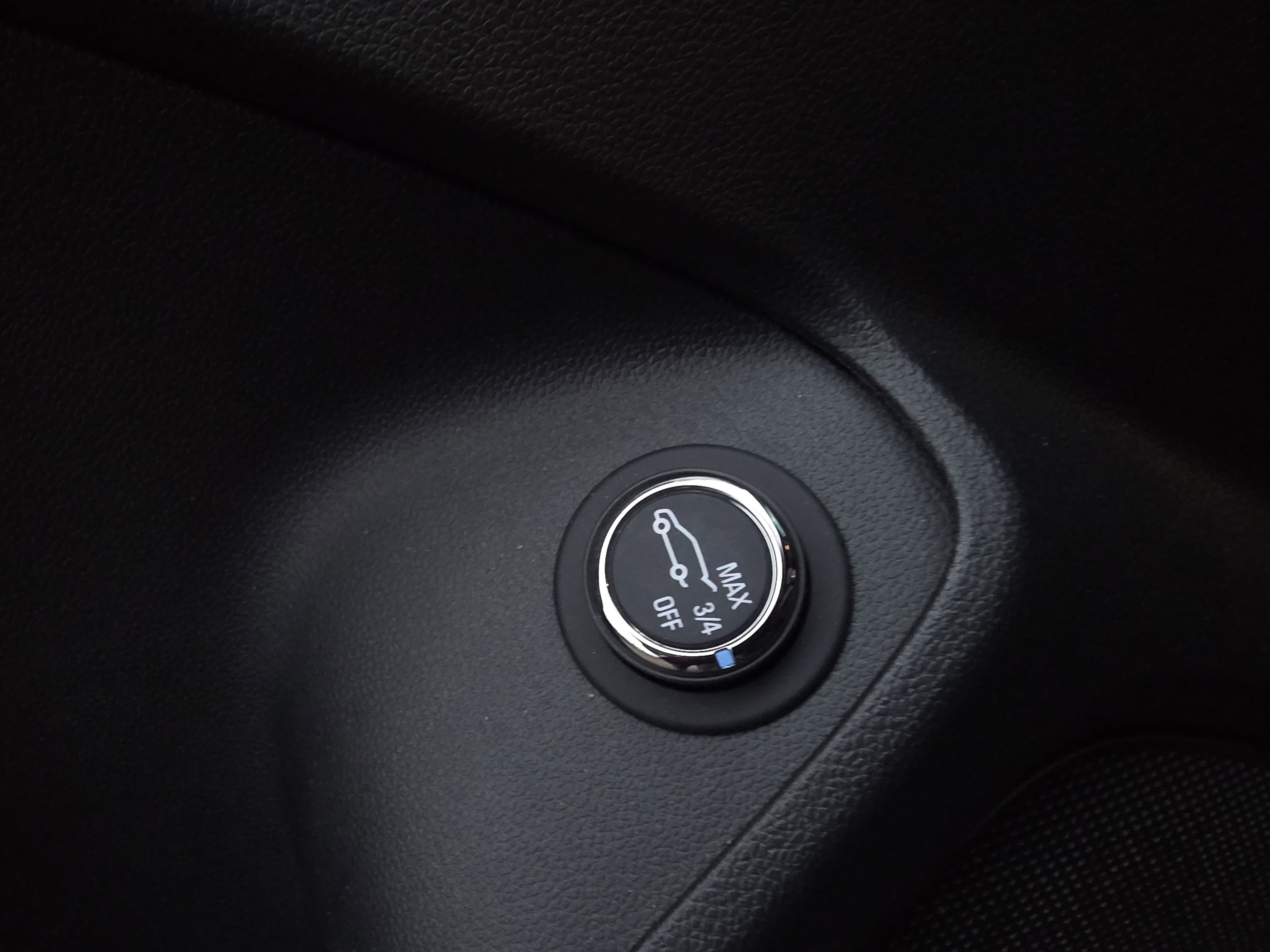 Used 2024 Chevrolet TrailBlazer RS w/ Convenience Package image 16