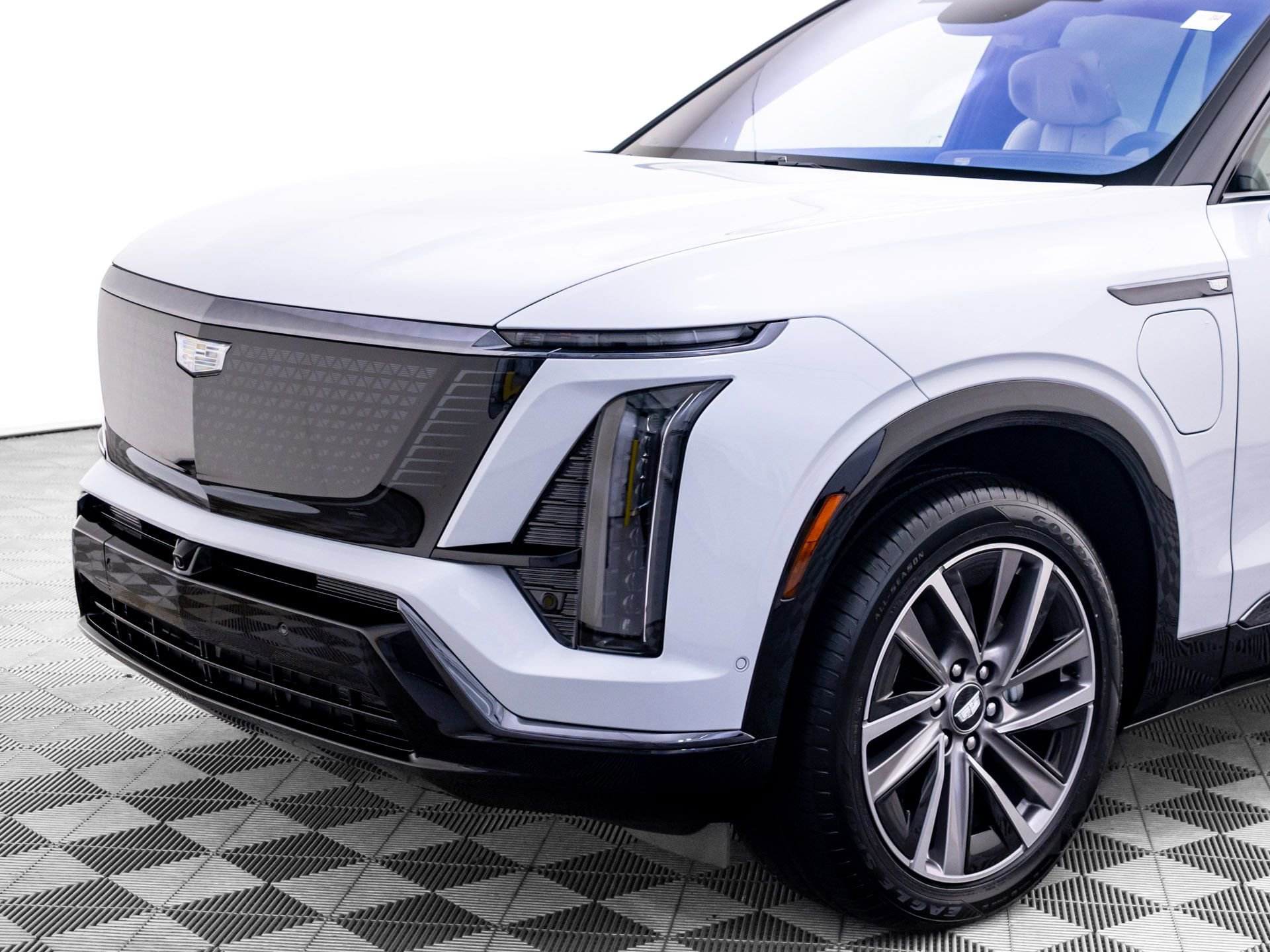 New 2026 Cadillac Vistiq Sport w/ LPO, Floor Liner Package AWD/4WD image 36