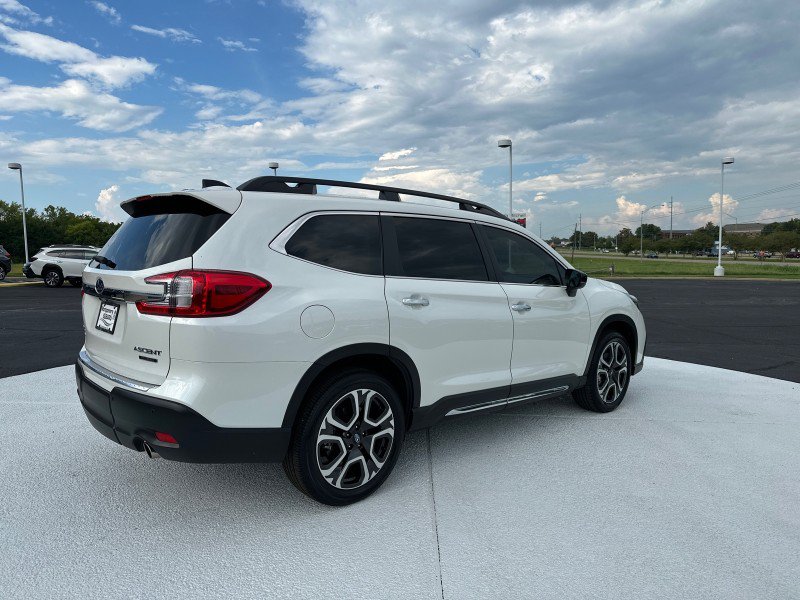 Used 2026 Subaru Ascent Touring w/ Popular Package #2 AWD/4WD image 7