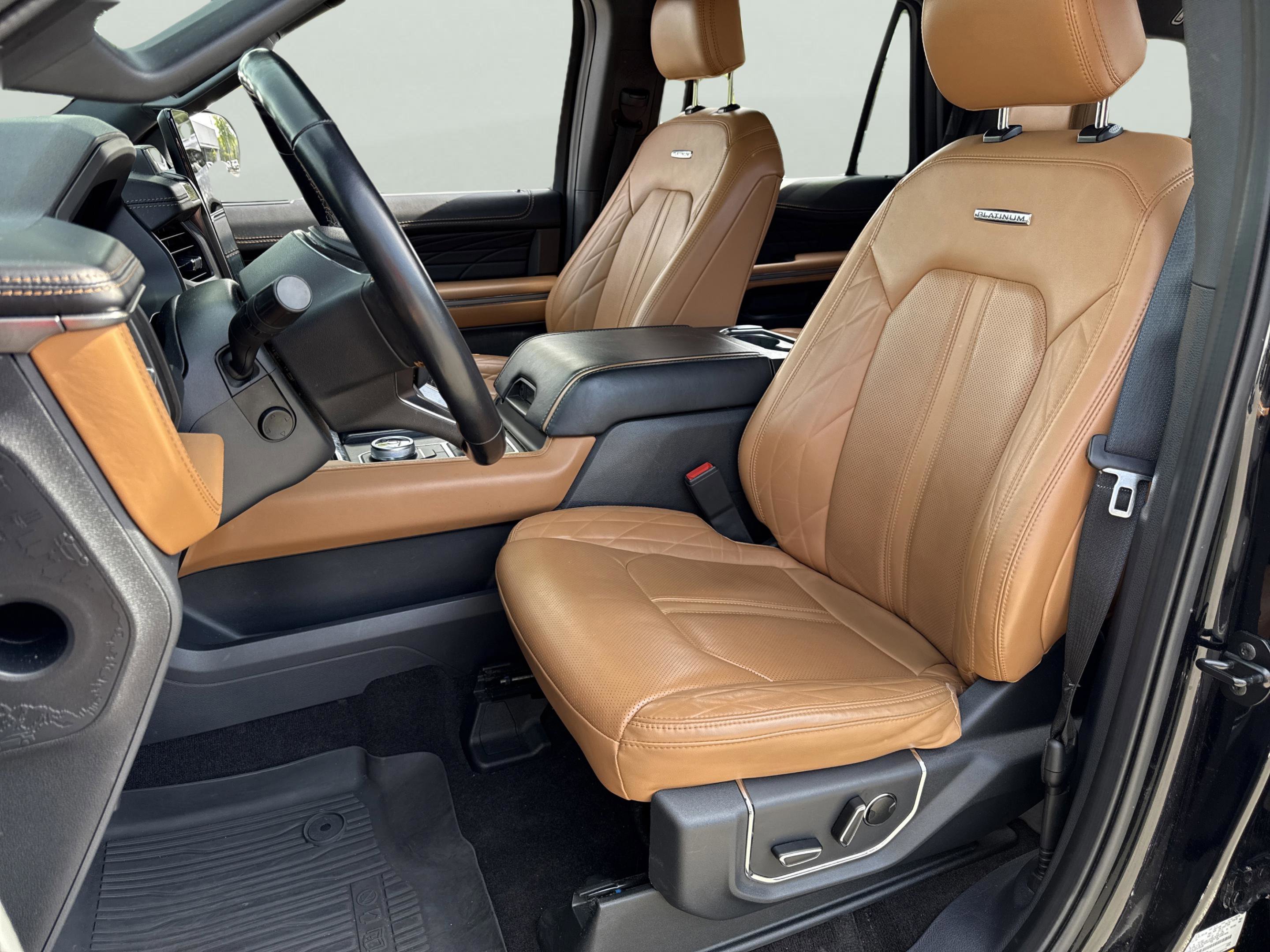 Used 2022 Ford Expedition Platinum AWD/4WD image 28