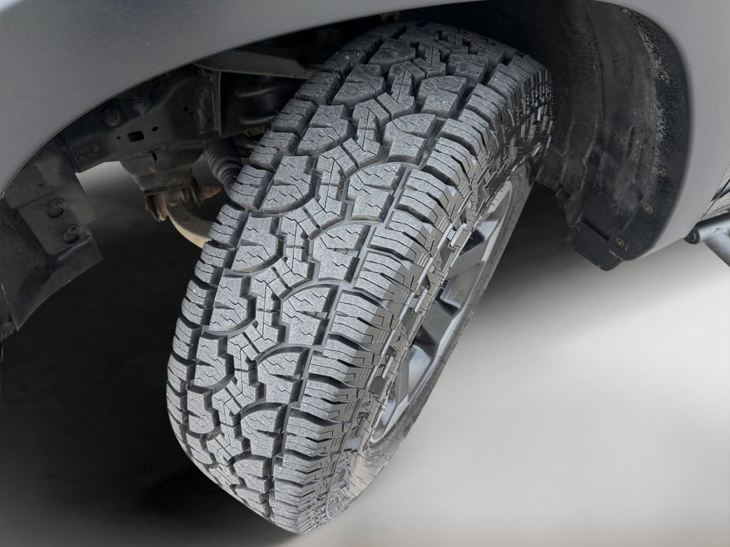 Used 2019 RAM 1500 Rebel w/ Level 1 Equipment Group AWD/4WD image 10