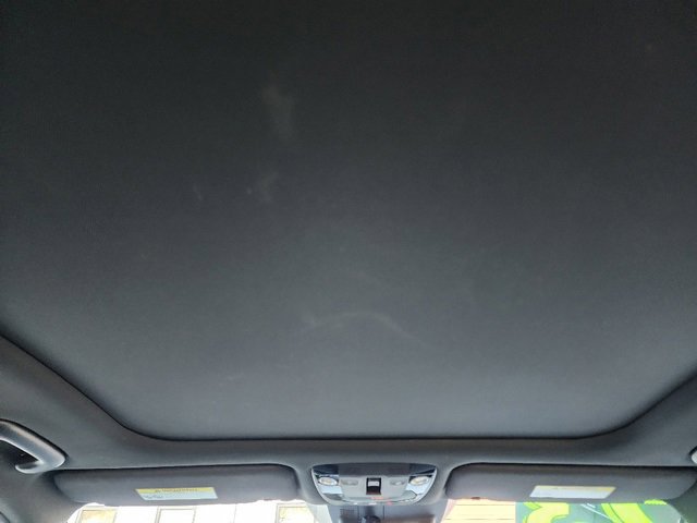 Used 2023 Kia K5 GT-Line image 32