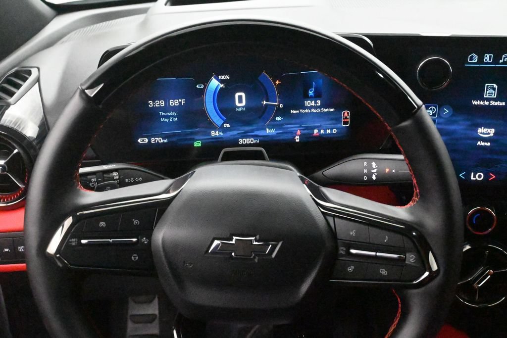 Used 2025 Chevrolet Blazer EV RS w/ Super Cruise Package AWD/4WD image 9