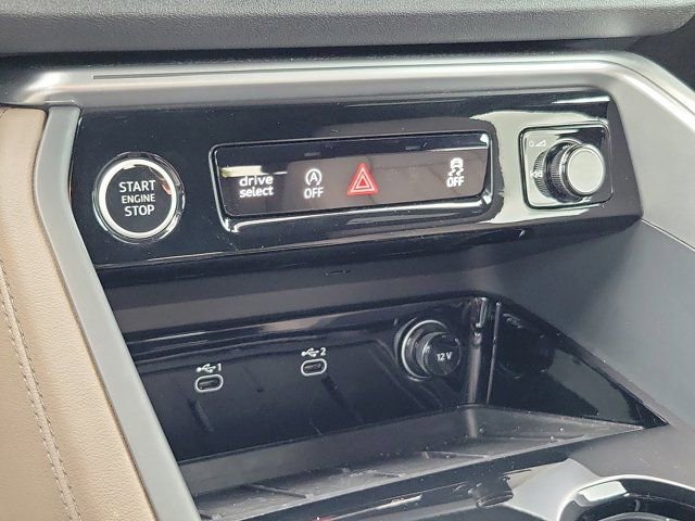 Certified 2025 Audi Q5 Premium w/ Premium Plus AWD/4WD image 27