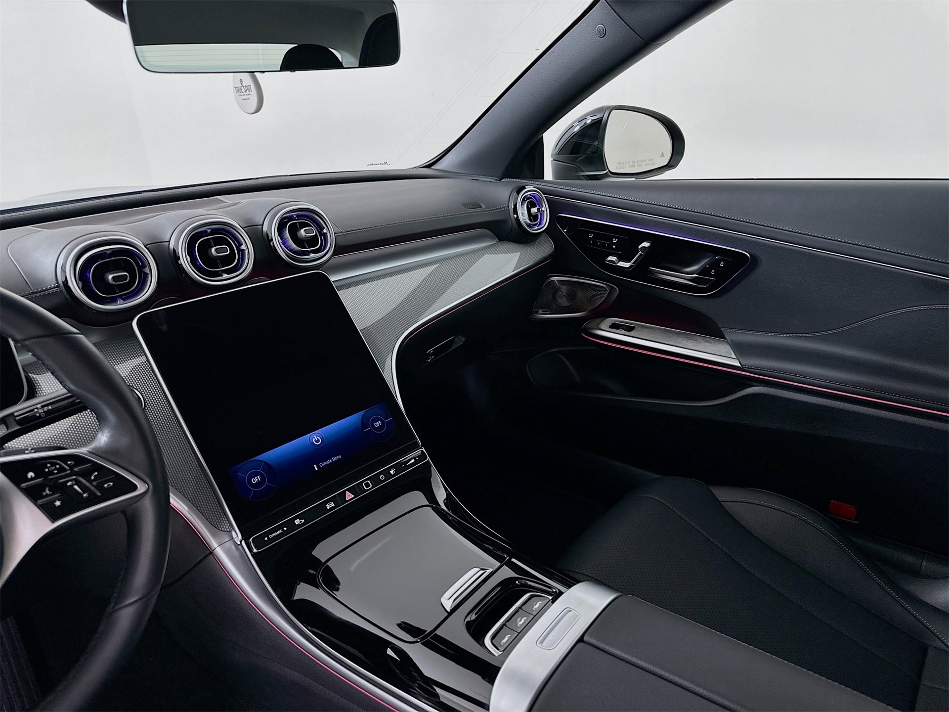 Used 2025 Mercedes-Benz CLE 300 4MATIC Cabriolet image 25