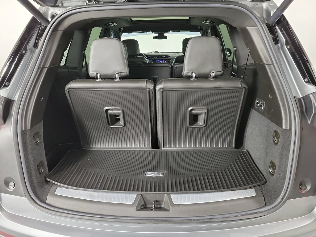 Certified 2024 Cadillac XT6 Premium Luxury FWD image 8