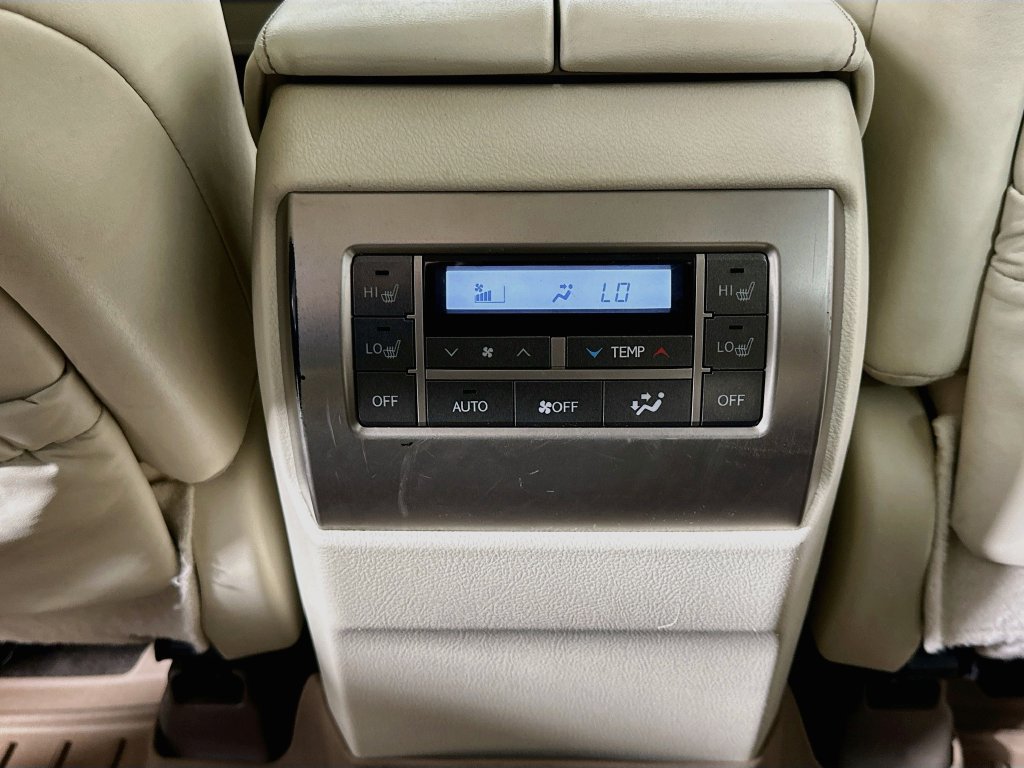 Used 2017 Lexus GX 460 Premium AWD/4WD image 32