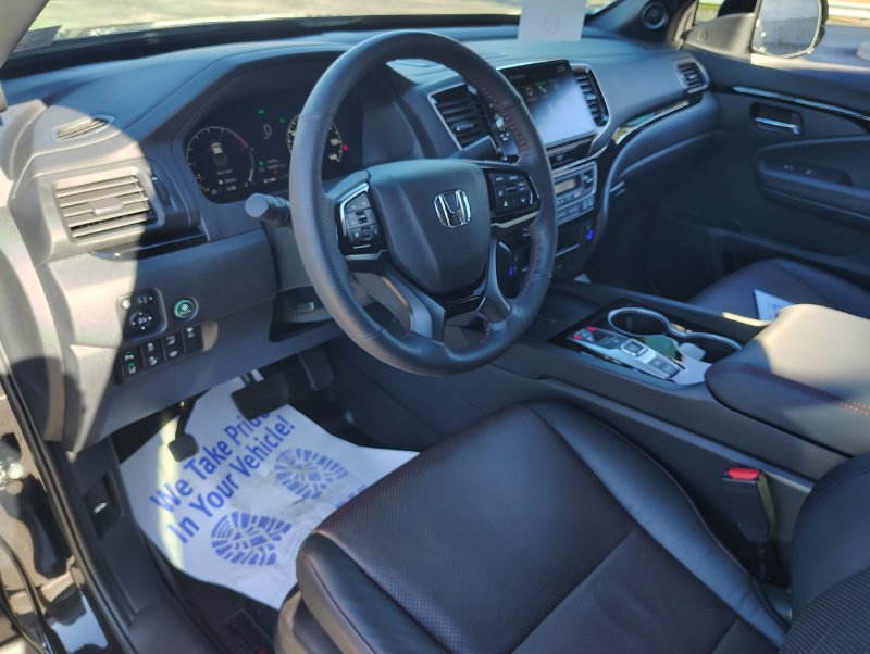 Used 2026 Honda Ridgeline Black Edition image 14