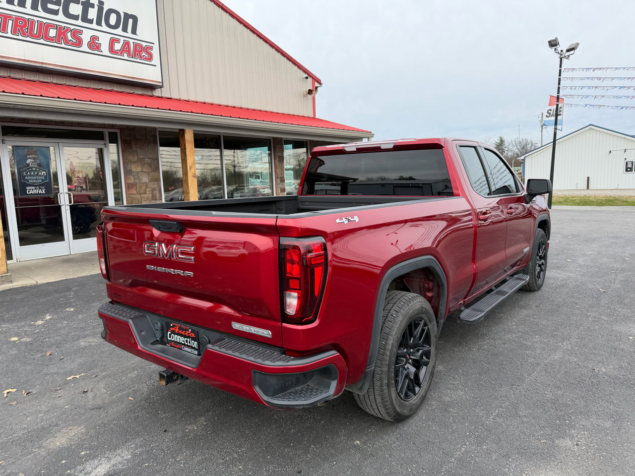 Used 2023 GMC Sierra 1500 Elevation image 4