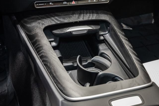 Used 2024 Mercedes-Benz E 350 4MATIC Sedan image 27