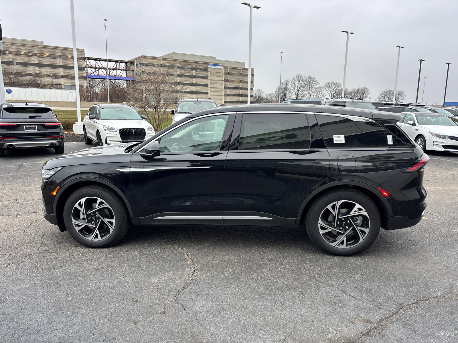 New 2026 Lincoln Nautilus Premier w/ Equipment Group 102A image 4