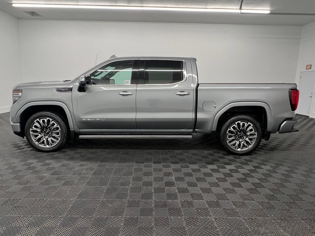 Used 2024 GMC Sierra 1500 Denali Ultimate AWD/4WD image 2