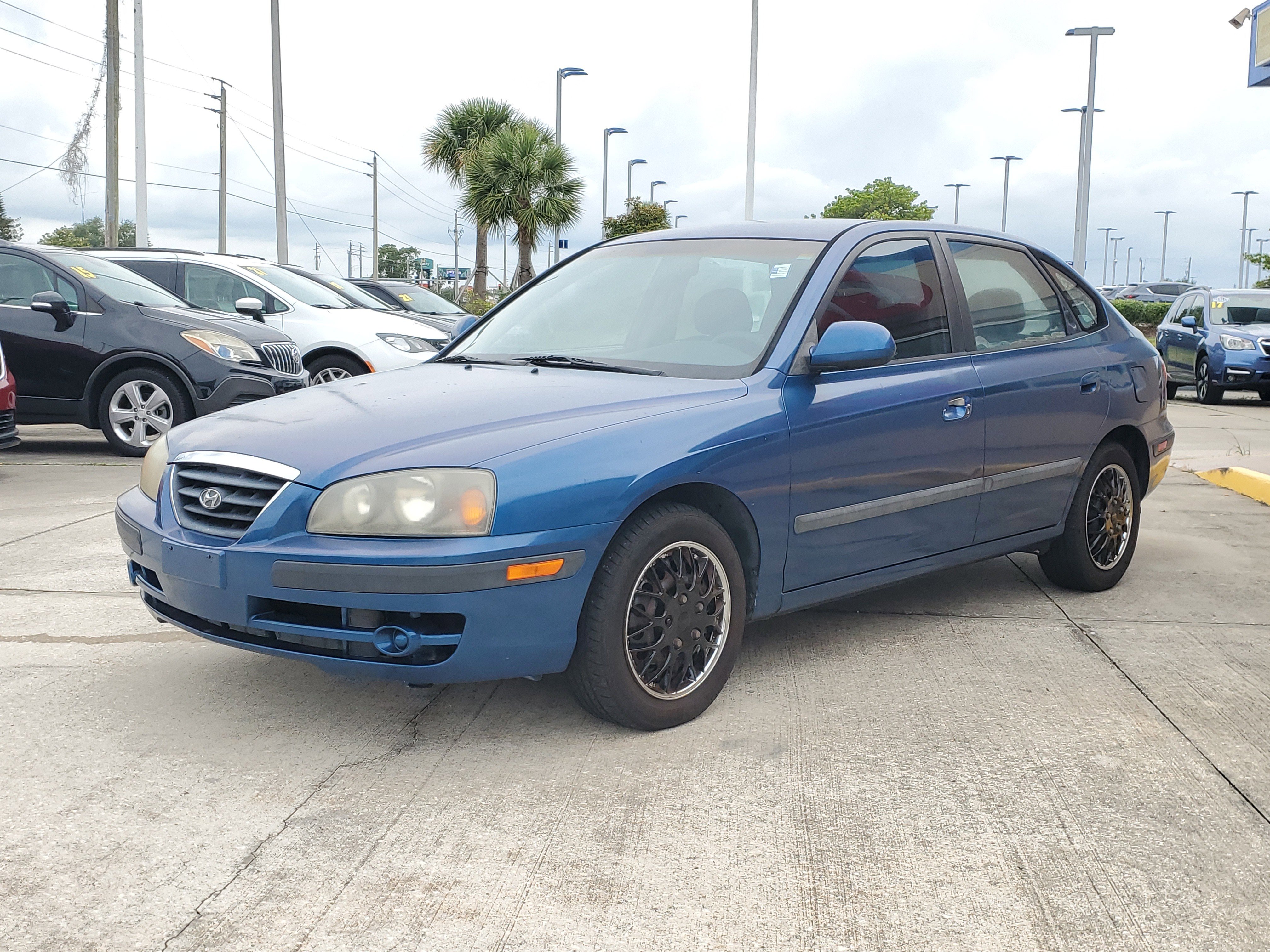 Used 2005 Hyundai Elantra GLS FWD image 2