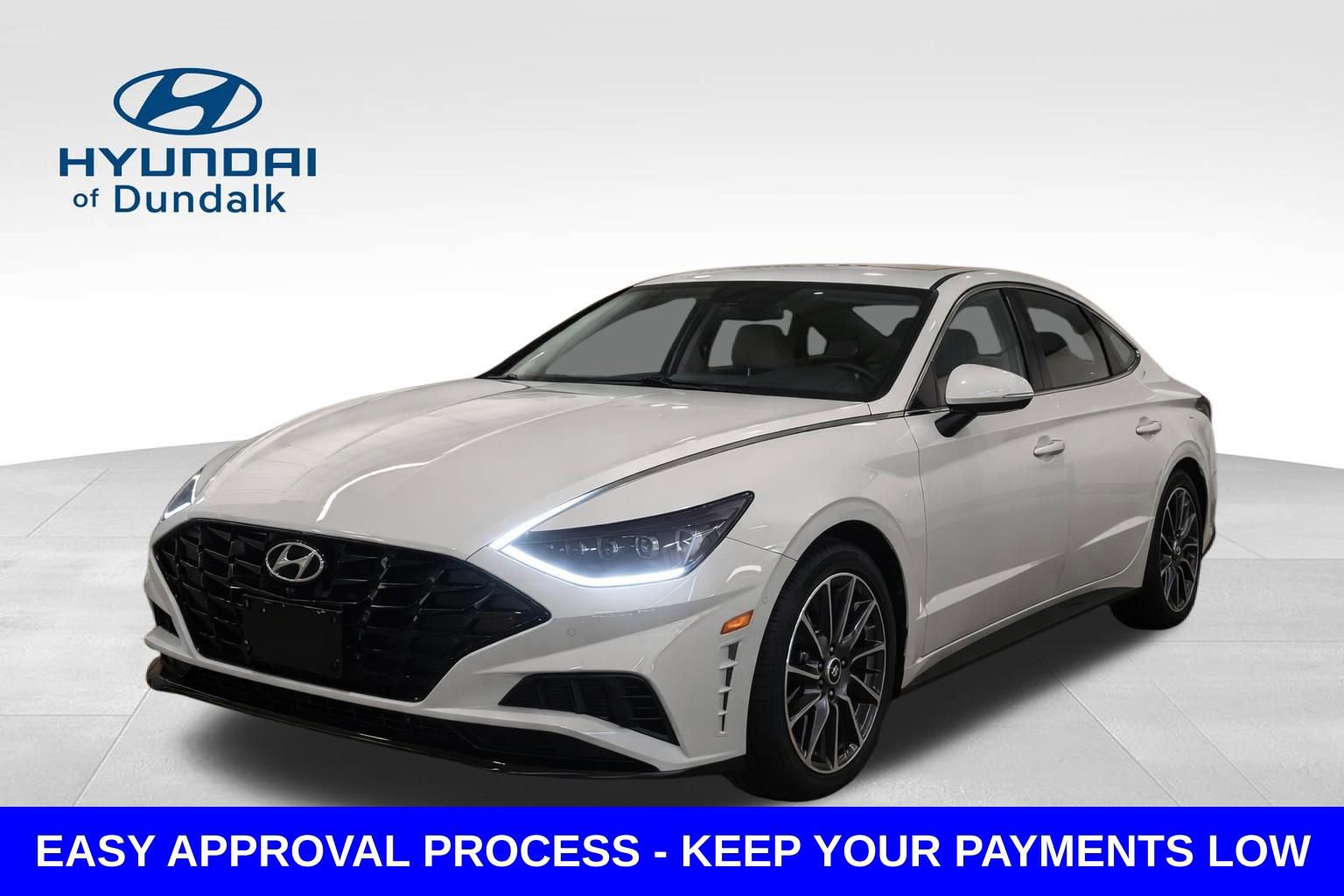 Used 2021 Hyundai Sonata Limited w/ Winter Weather Package FWD image 1