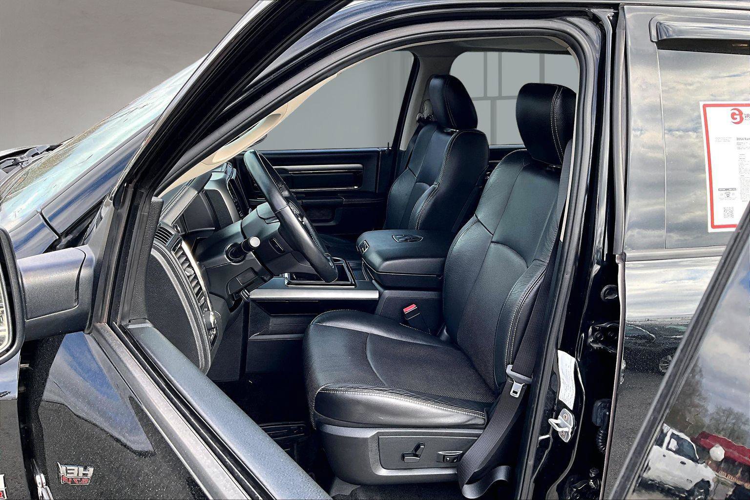 Used 2014 RAM 1500 Sport w/ Sport Premium Group image 27