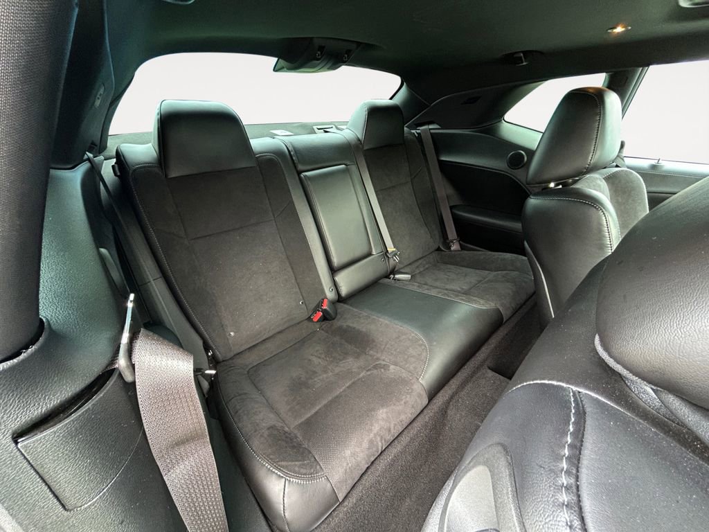 Used 2023 Dodge Challenger R/T w/ Plus Package image 11
