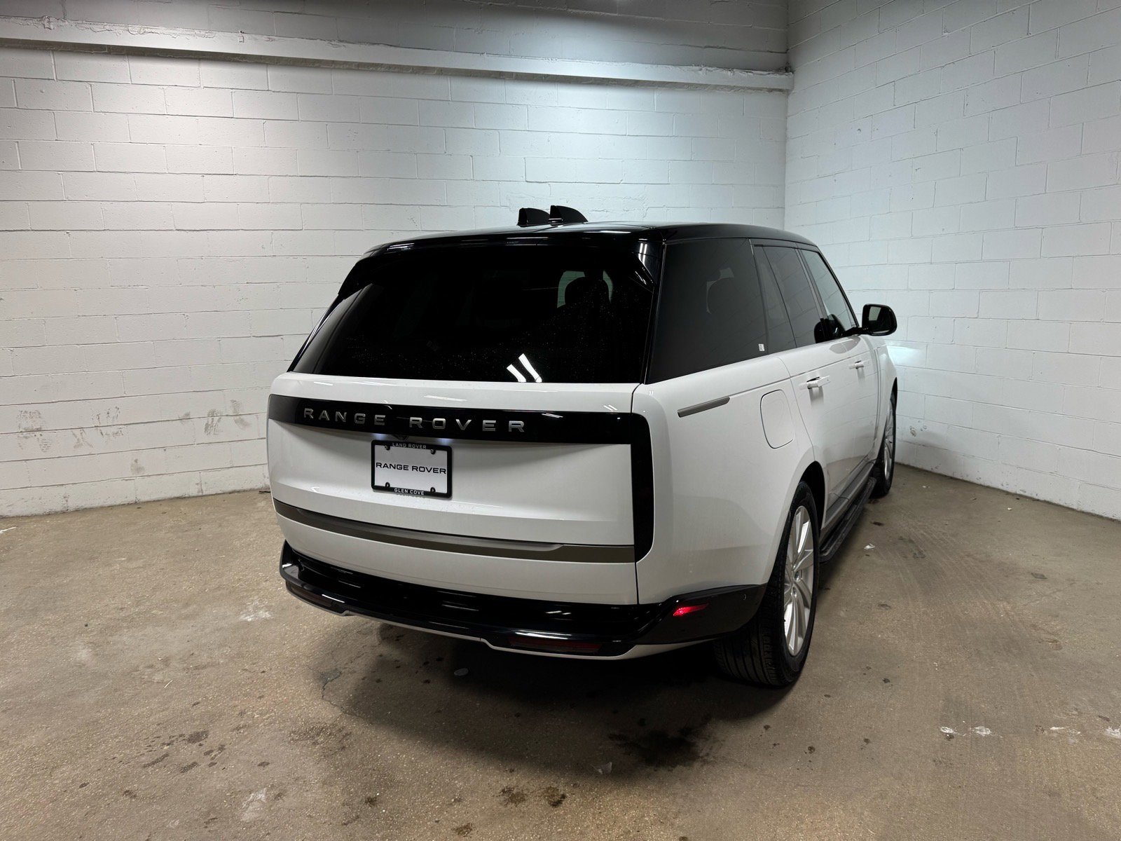 Used 2024 Land Rover Range Rover SE image 7