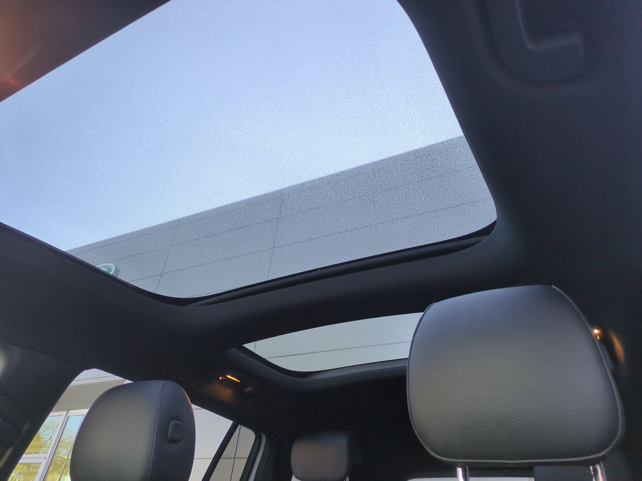 Used 2021 Mercedes-Benz GLB 250 4MATIC image 24