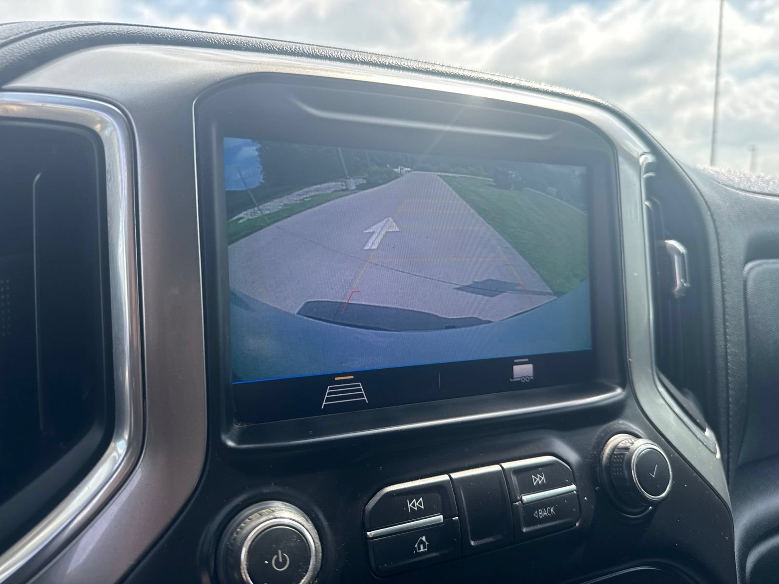 Used 2019 Chevrolet Silverado 1500 LT w/ All-Star Edition AWD/4WD image 32