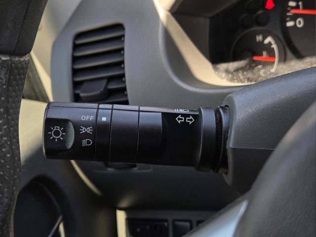 Used 2018 Nissan Frontier SV RWD image 10