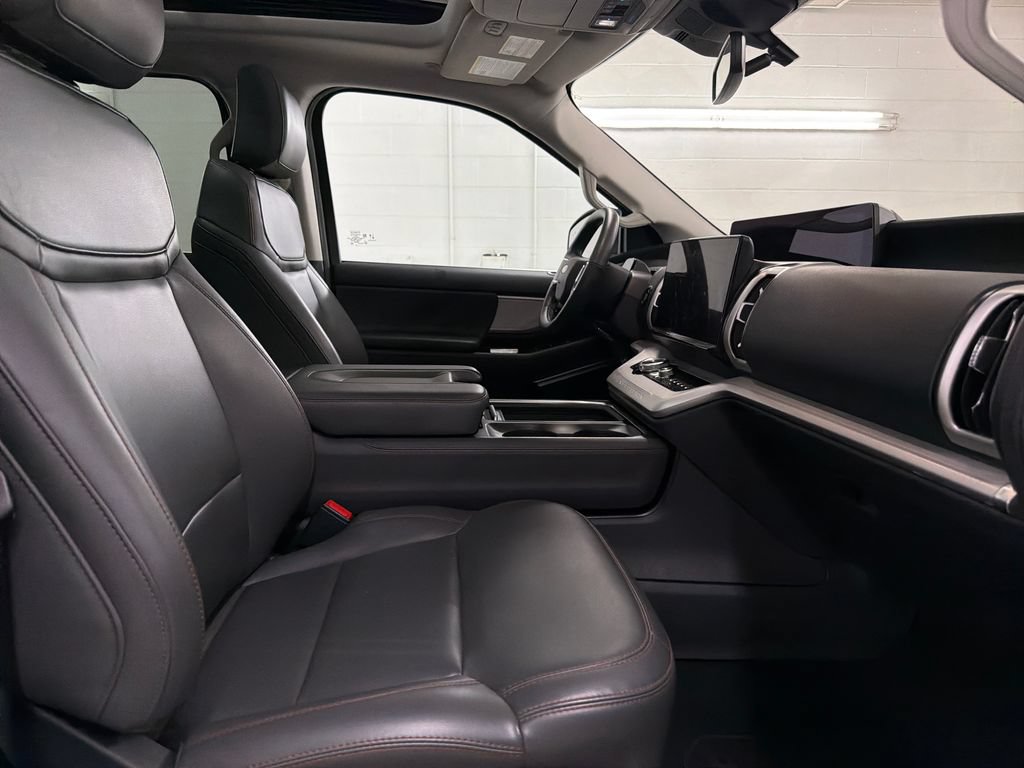 Certified 2025 Ford Expedition Max Active RWD image 33