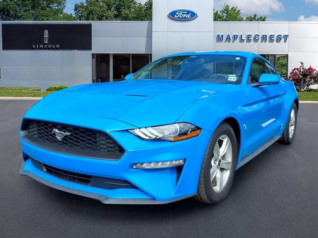 Used 2022 Ford Mustang Coupe RWD image 2
