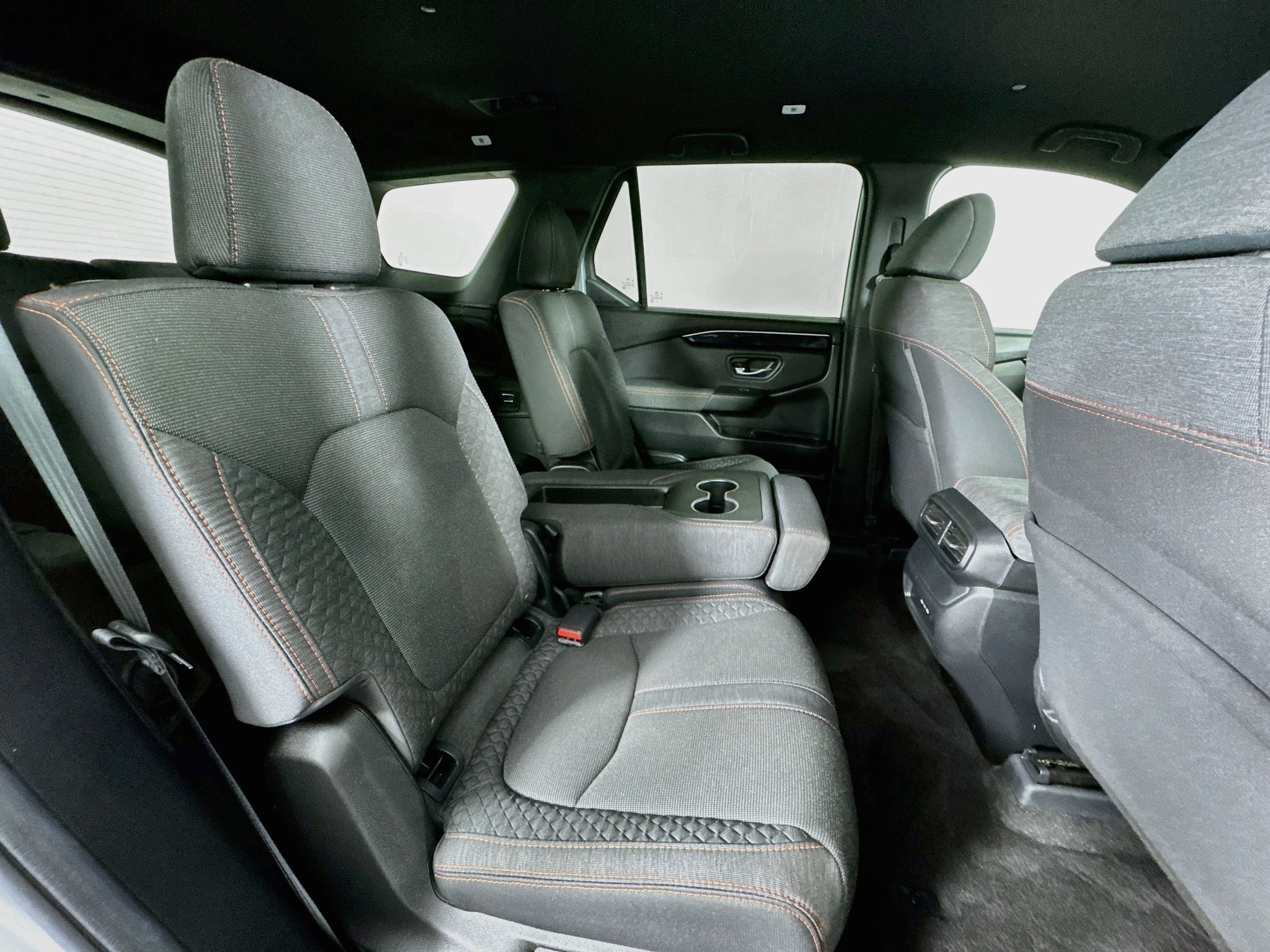 Certified 2025 Honda Pilot Sport image 27