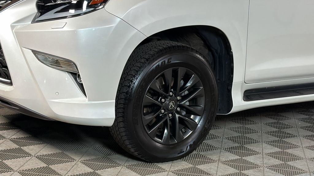 Certified 2023 Lexus GX 460 Premium w/ Premium Package AWD/4WD image 4