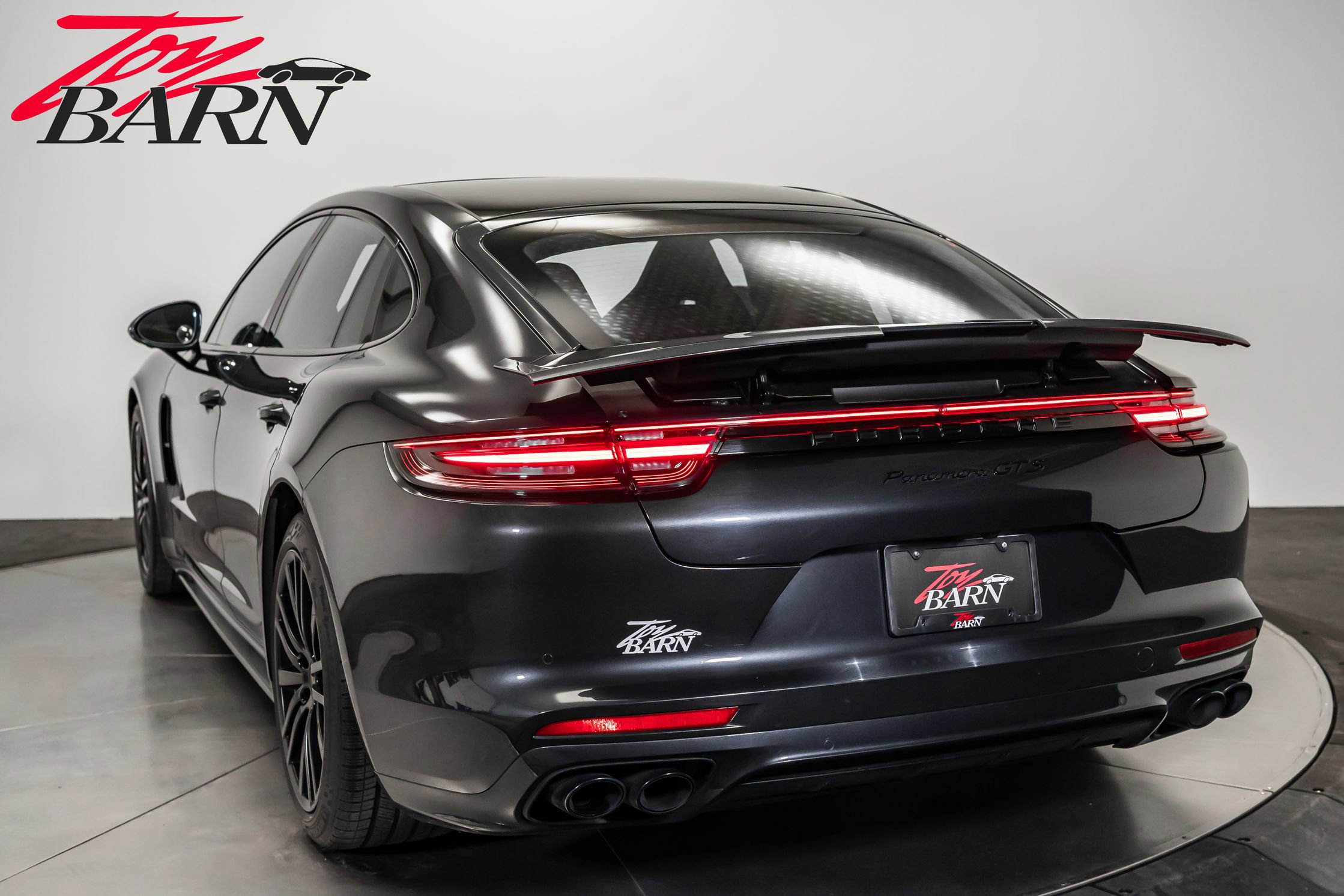 Used 2020 Porsche Panamera GTS image 11