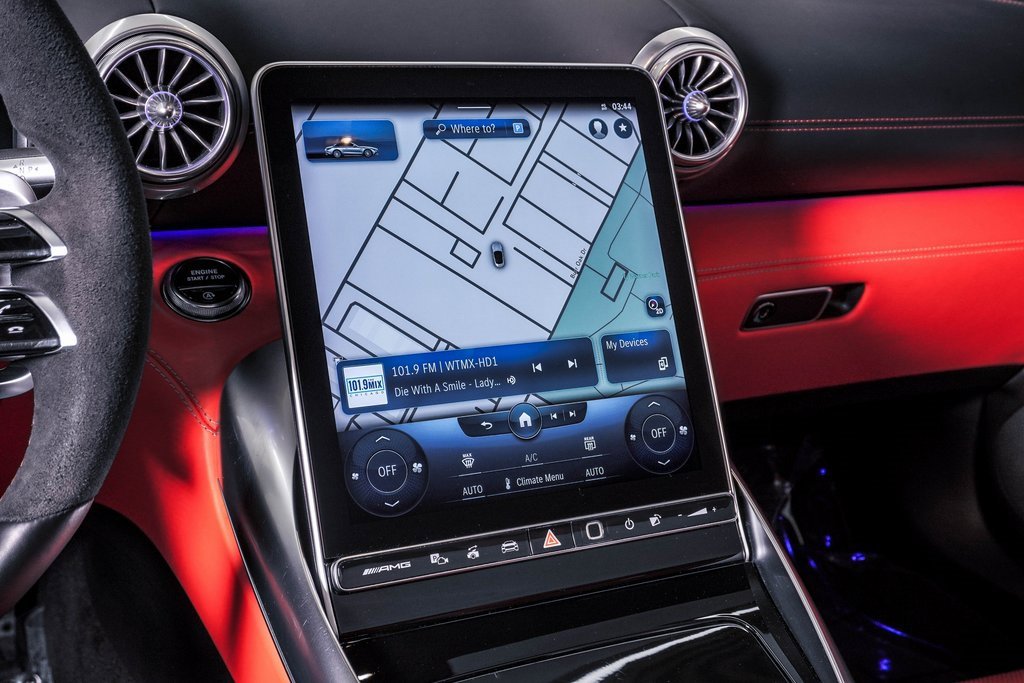 Used 2022 Mercedes-Benz SL 63 AMG 4MATIC image 30