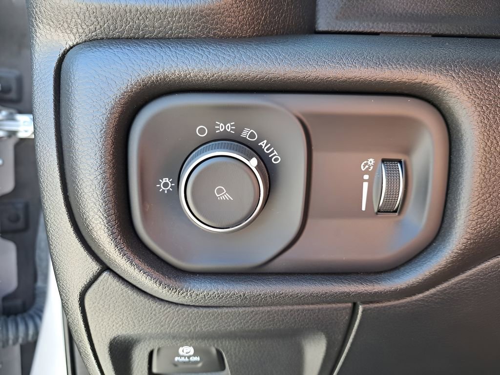 Used 2023 RAM 1500 Big Horn image 26