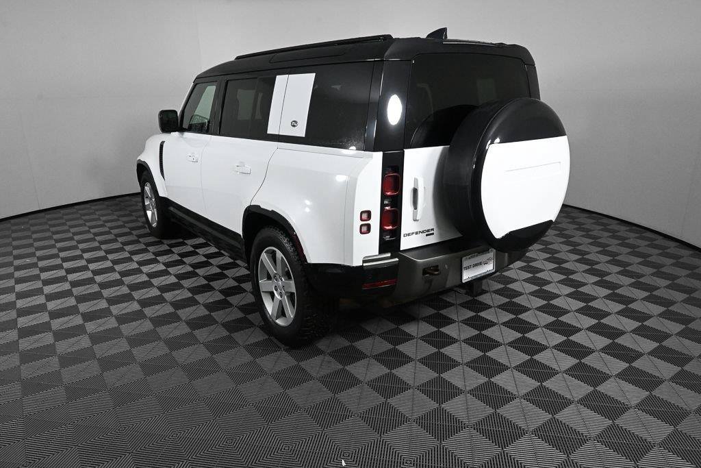 Used 2023 Land Rover Defender 110 X-Dynamic SE AWD/4WD image 2