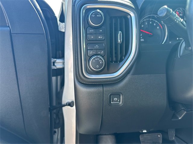 Used 2021 Chevrolet Silverado 1500 LT image 22