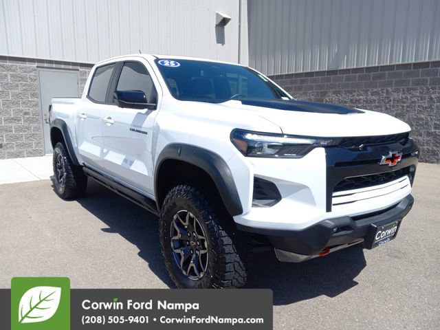 Used 2025 Chevrolet Colorado ZR2 w/ Technology Package