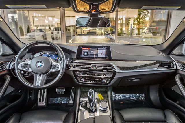 Used 2018 BMW 540i xDrive 540i xDRIVE - M SPORT - NAV - image 3