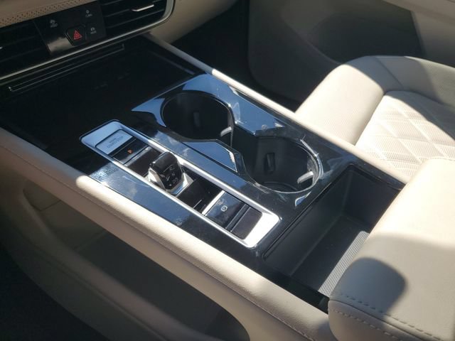 Used 2025 Volkswagen Atlas SEL Premium R-Line AWD/4WD image 30