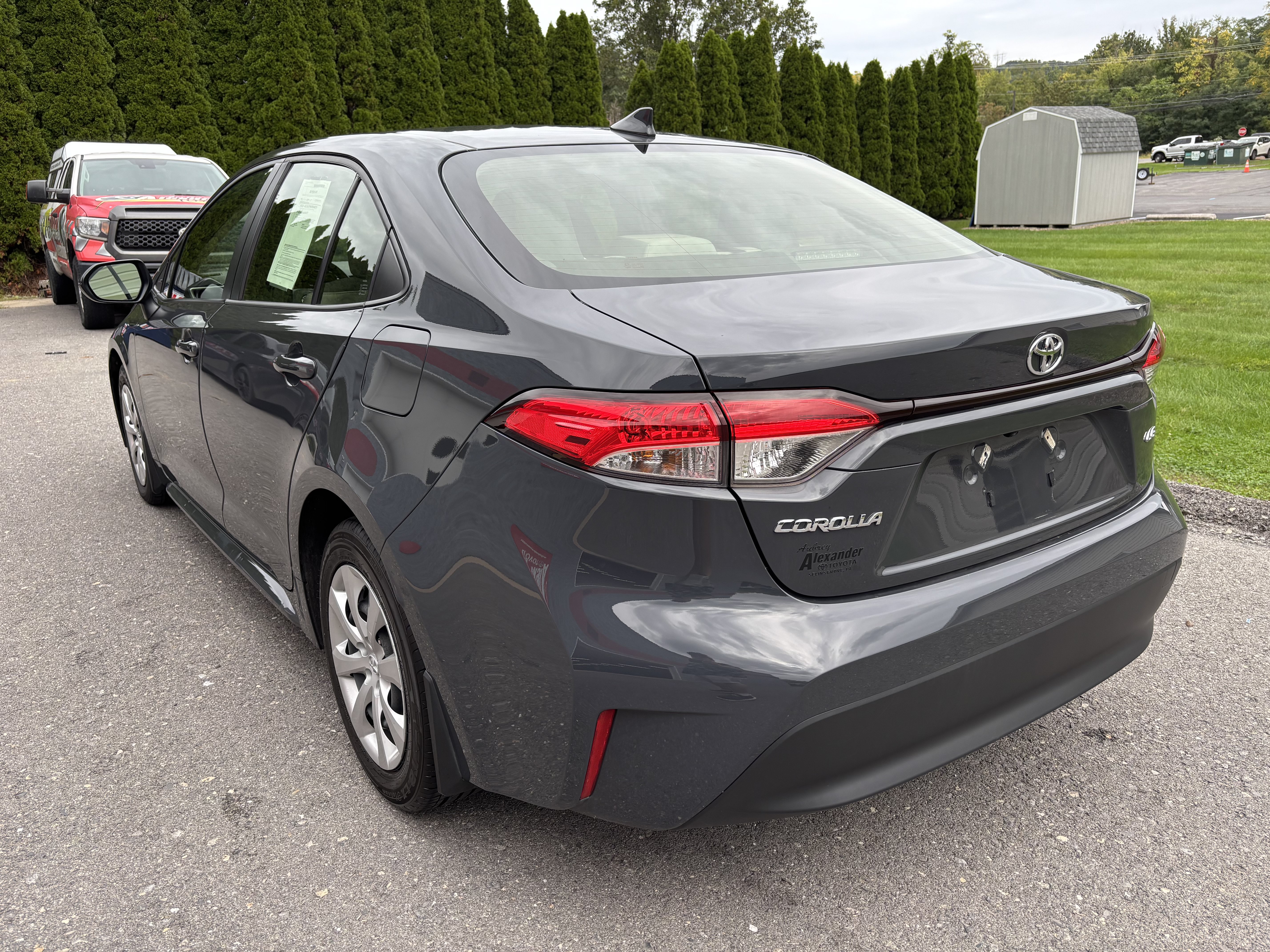 Used 2023 Toyota Corolla LE w/ Carpet Mat Package (TMS) FWD image 6