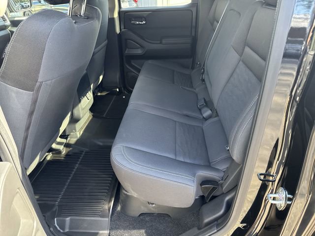 Used 2023 Nissan Frontier SV w/ SV Convenience Package AWD/4WD image 14