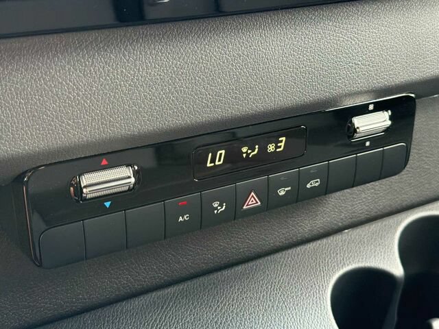 New 2026 Mercedes-Benz Sprinter 2500 image 18