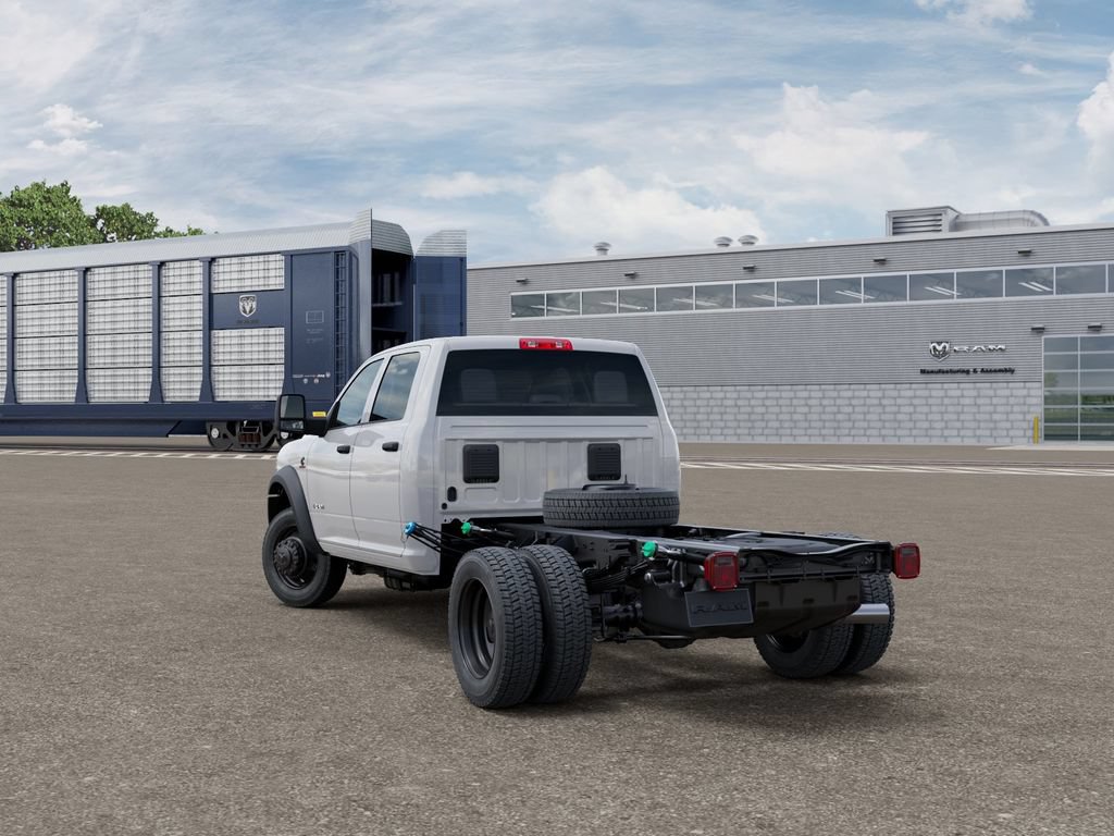 New 2025 RAM 5500 Tradesman AWD/4WD image 3