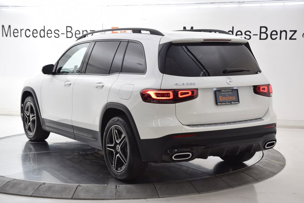 Certified 2023 Mercedes-Benz GLB 250 image 4