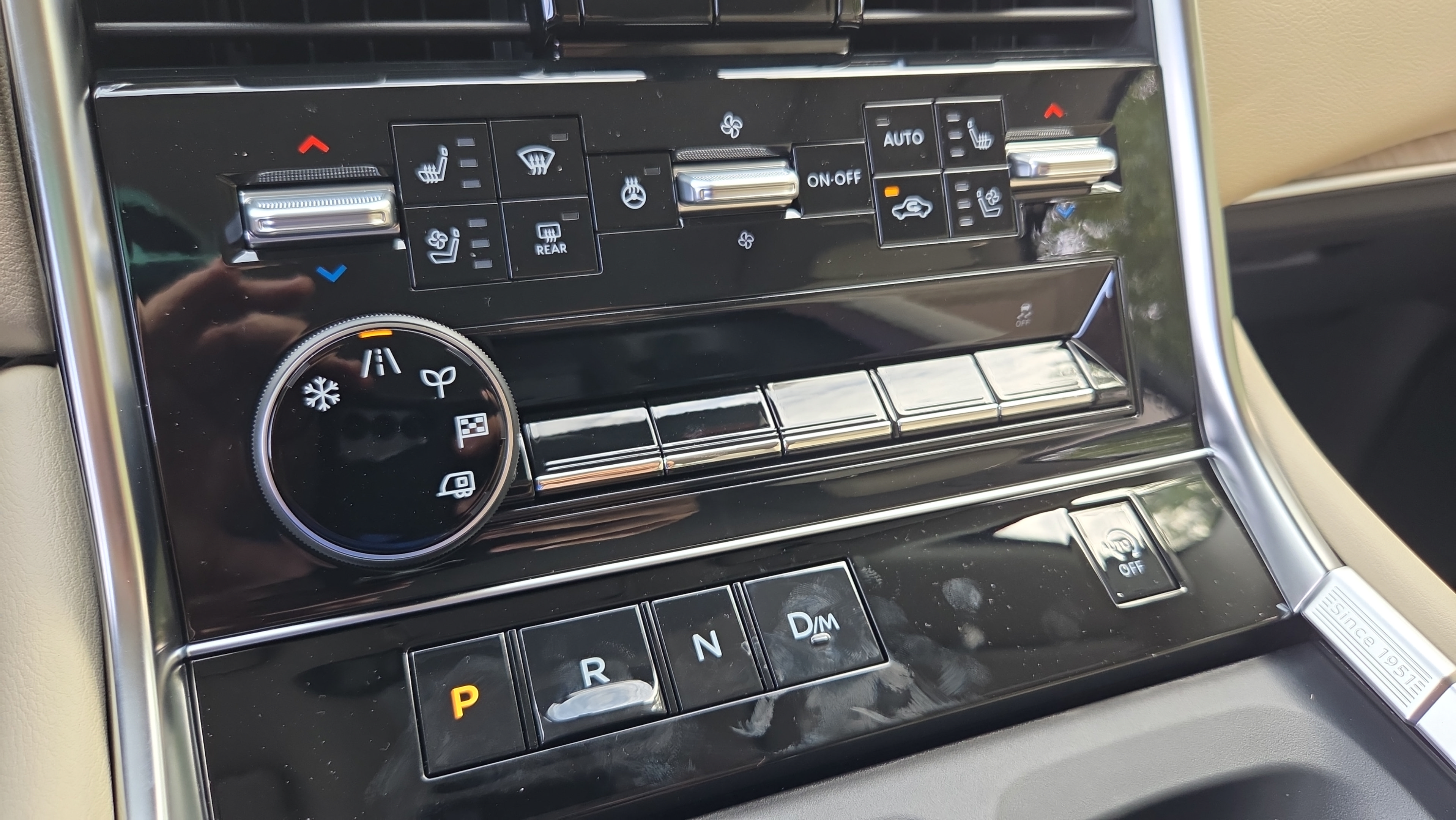 New 2026 Nissan Armada Platinum RWD image 21