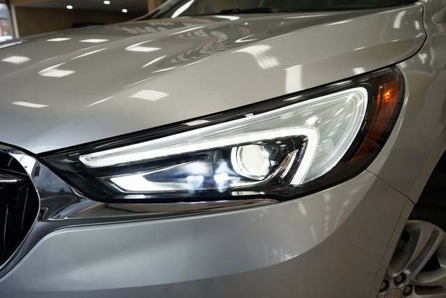 Used 2020 Buick Enclave Essence image 23